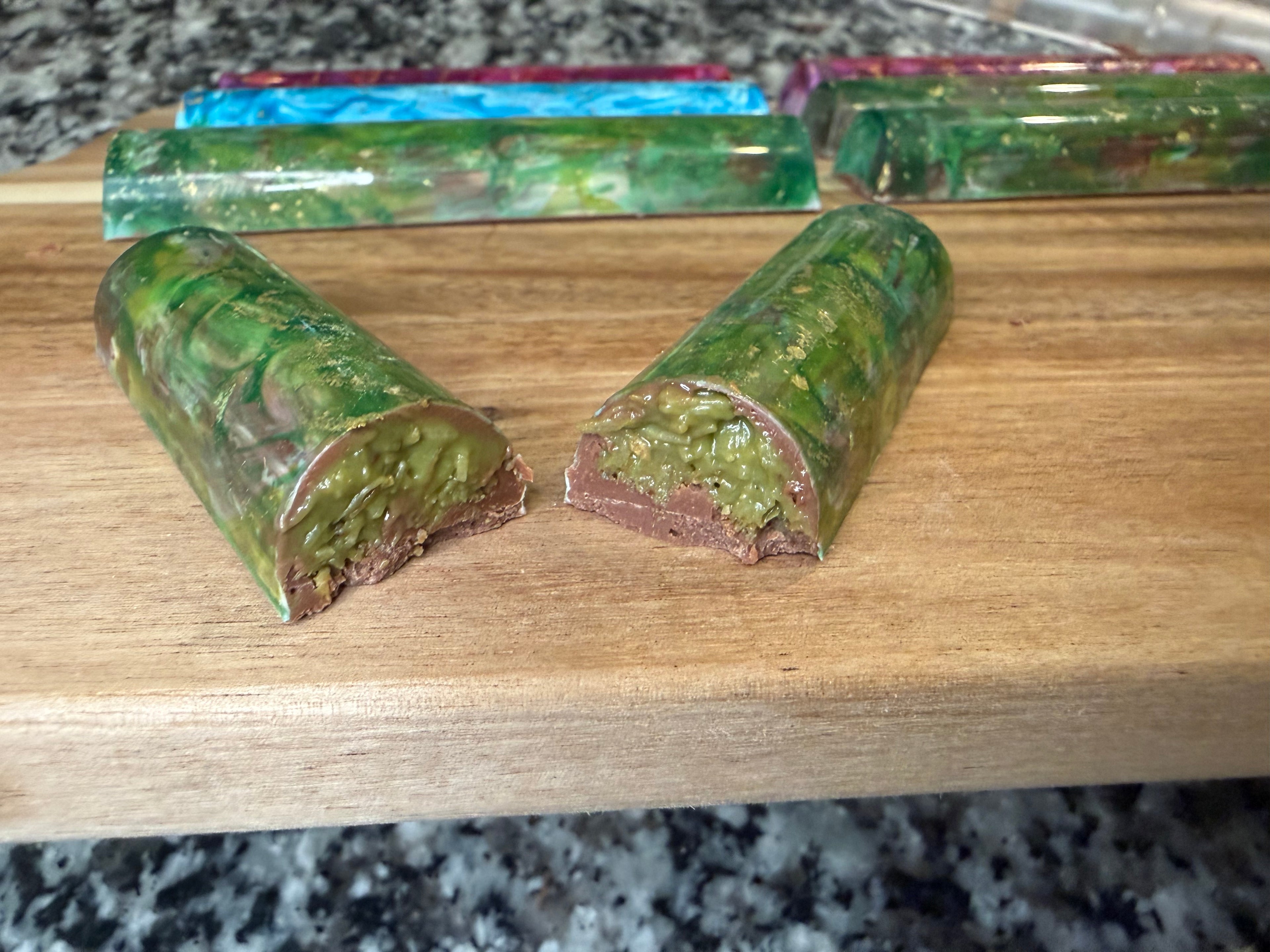 Bon bon logs